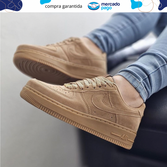 Nike Air Force Camurça | Marrom